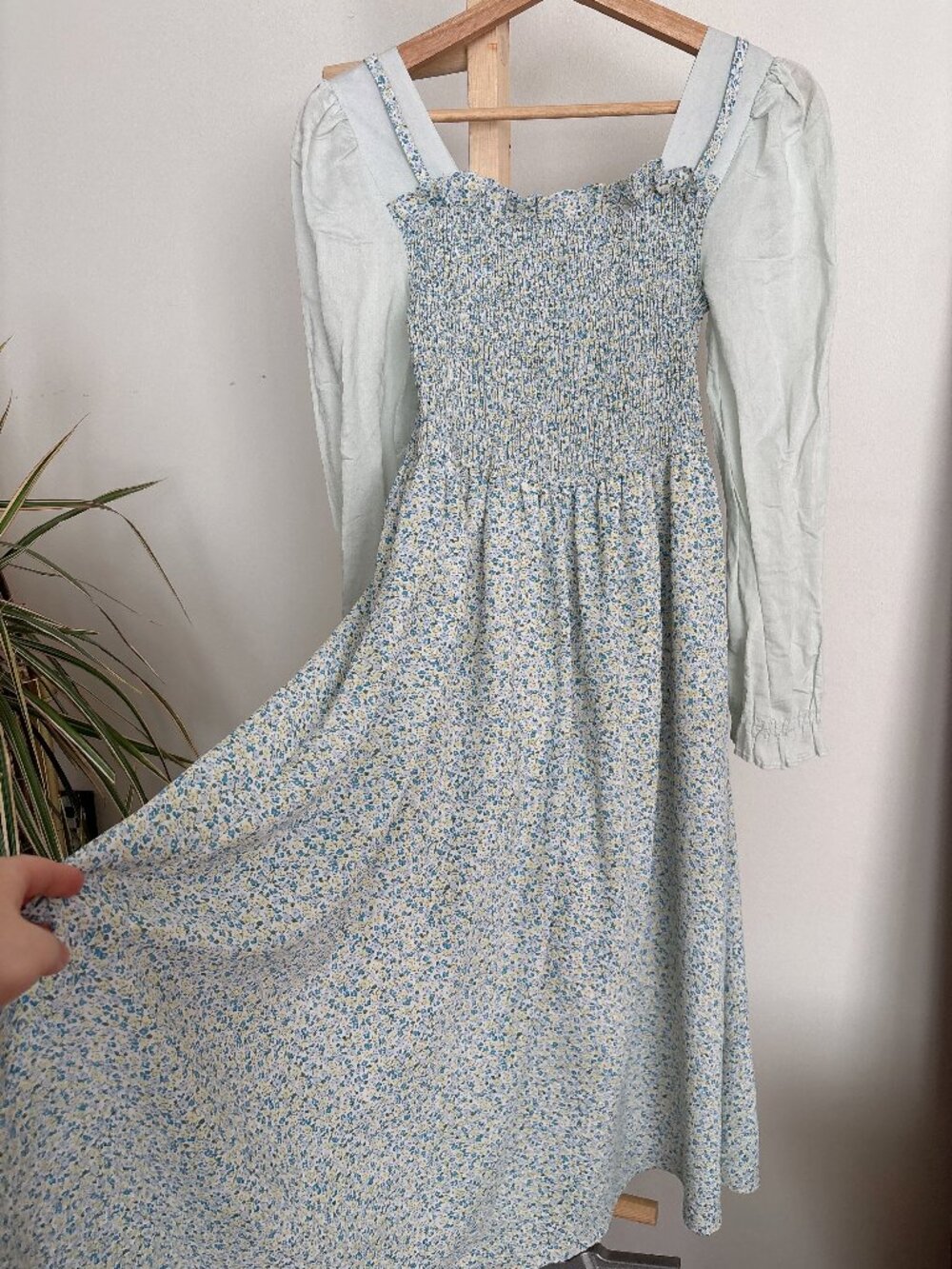 Floral Smocked Maxi Dress – Size Small